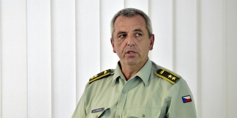 Generálporučík Ivo Střecha, vojenský představitel České republiky při NATO a Evropské unii