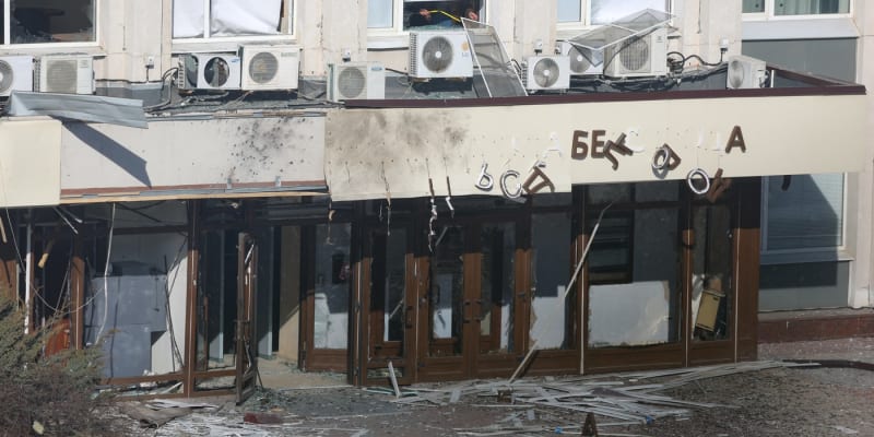 Poničená radnice v Belgorodu 12. března 2024 (útok dronu)