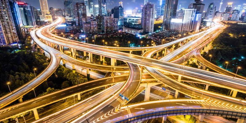 Dlouhá dálnice prochází také Asii, Čína by mohla budovat další a přepsat rekordy