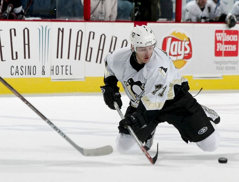 Konstantin Kolcov v dresu Pittsburgh Penguins