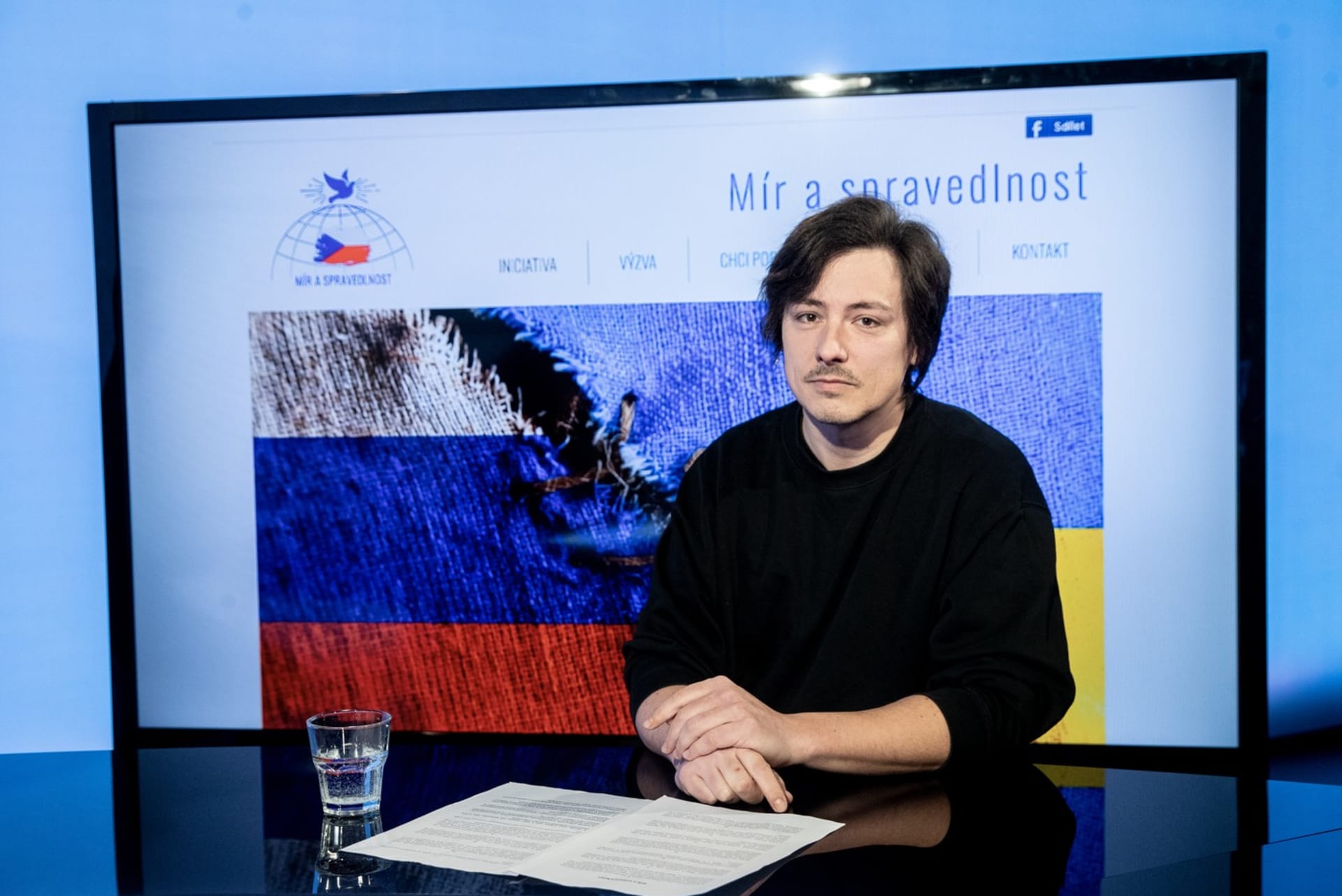 Iniciativa Mír a spravedlnost, v jejíž čele stojí Matěj Stropnický si dává za cíl ukončit válku na Ukrajině