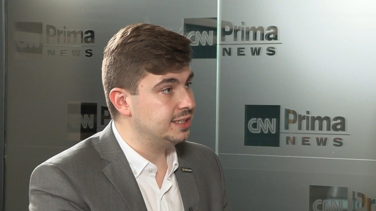 Vladimír Hruban, produktový manažer pro Microsoft 365, byl hostem pořadu Interview Plus.