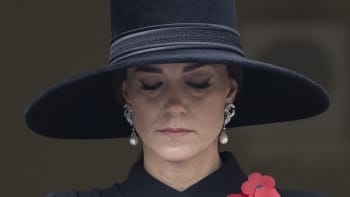 Princezna Kate je na tom hůře, než se tváří. Judi James popsala řeč jejího těla