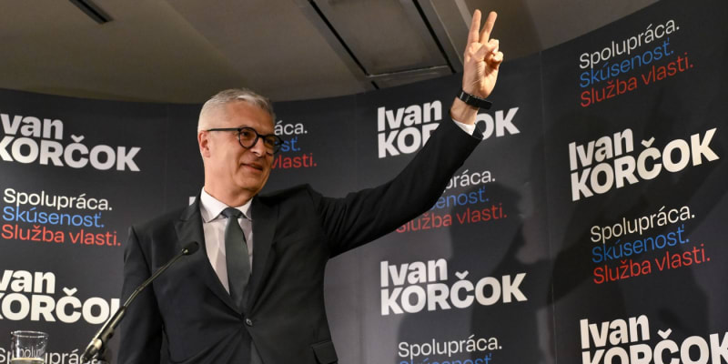 Vítěz prvního kola prezidentských voleb na Slovensku Ivan Korčok