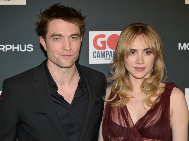 Robert Pattinson a Suki Waterhouseová v tajnosti přivítali miminko.