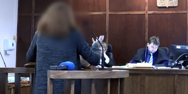 Matka zavražděného dítěte vypovídala u soudu.