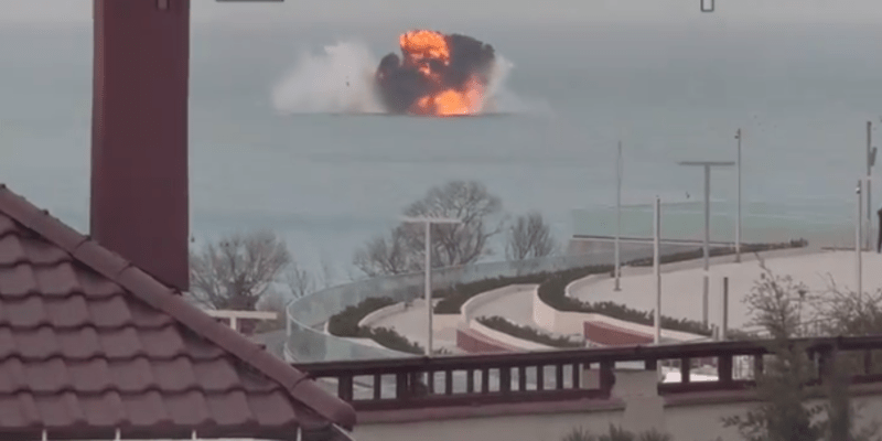 Sevastopolu se zřítil do moře ruský vojenský letoun.