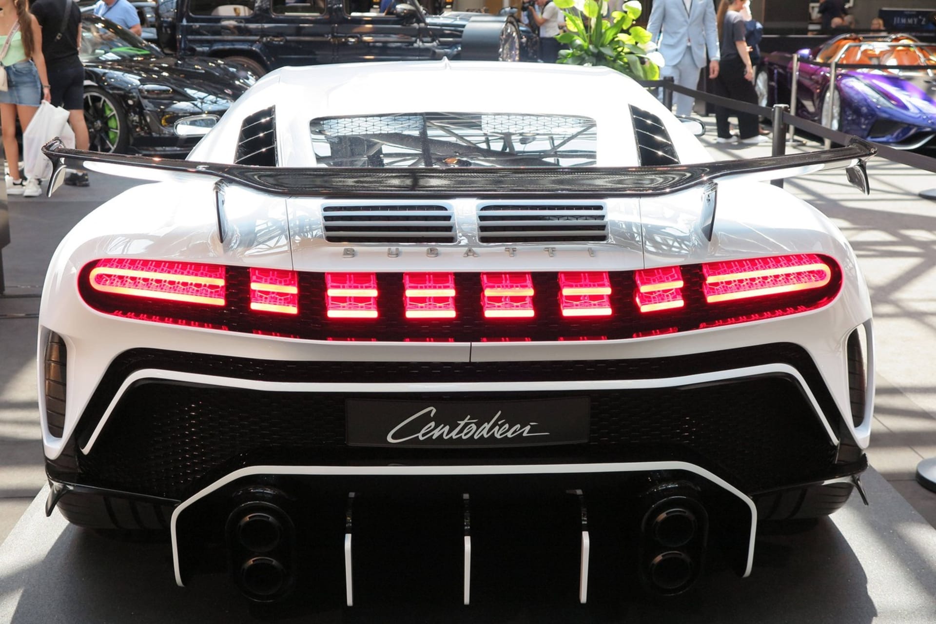 Bugatti Centodieci. Luxus, který vlastní i Cristiano Ronaldo.