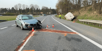 Opilý řidič dodávky způsobil na Benešovsku hromadnou nehodu. Nadýchal přes tři promile