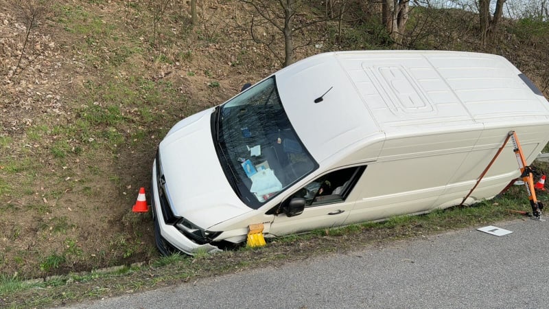 Vážná nehoda dodávky s osobním autem ze soboty 30. března