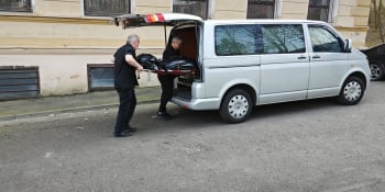 Vražda mladé ženy v Teplicích. Policie obvinila zadrženého muže, hrozí mu výjimečný trest