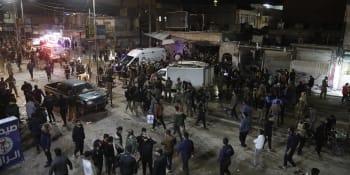 Výbuch auta během nákupní špičky na tržišti v Sýrii zabil sedm lidí. Další jsou zraněni