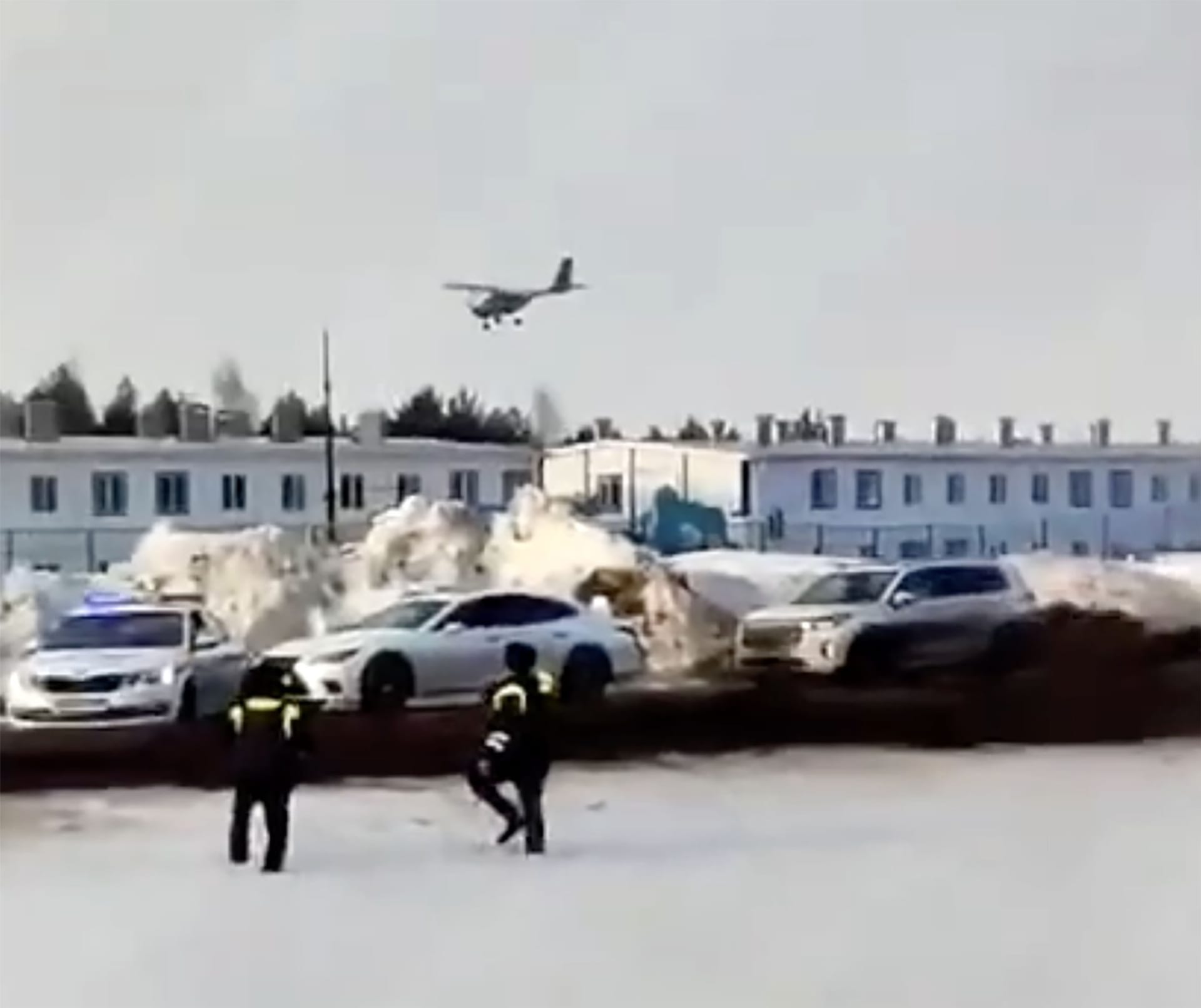 Ve městech Jelabuga a Nižněkamsk, které se nachází v republice Ruské federace Tatarstánu, došlo k útoku dronů na průmyslové oblasti (2. 4. 2024). 