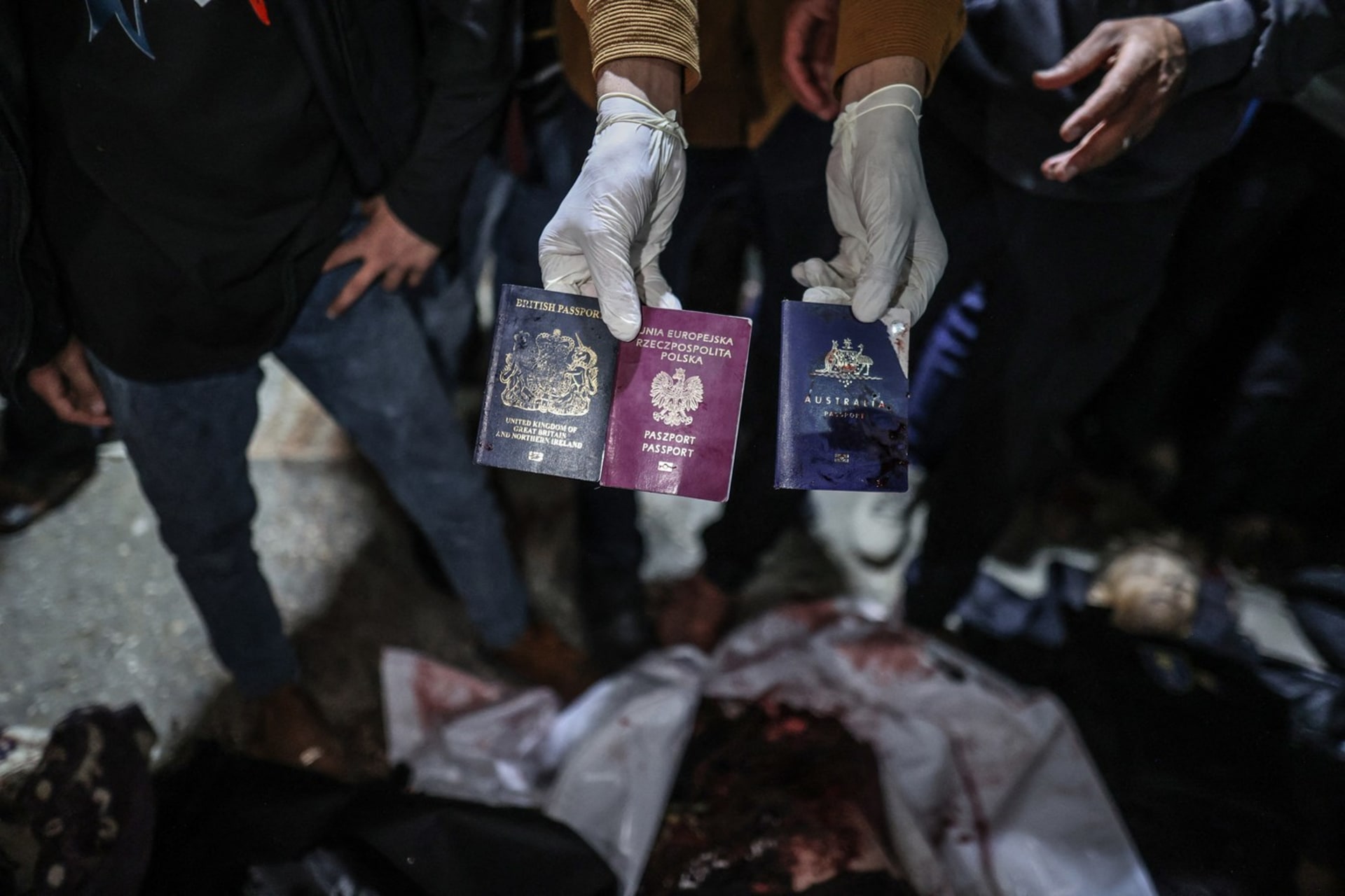Izraelský letecký úder měl v Pásmu Gazy zabít čtyři humanitární pracovníky, věc prošetřuje armáda (2. 4. 2024).