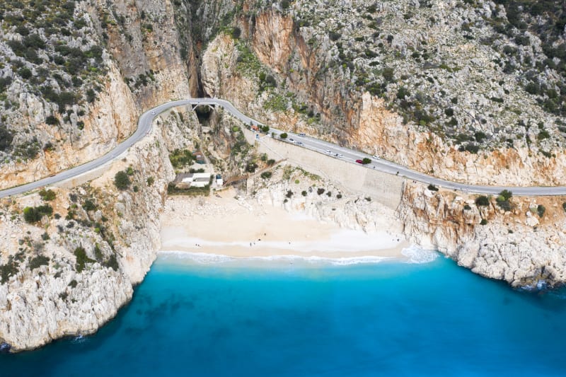 Pláž Kaputas v Turecku se umístila na páté pozici.