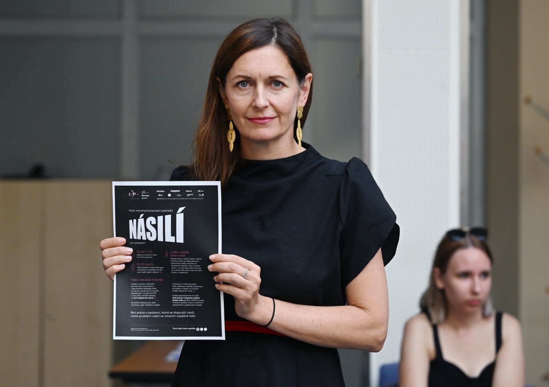 Vládní zmocněnkyně pro lidská práva Klára Šimáčková Laurenčíková na představení Akčního plánu prevence domácího a genderově podmíněného násilí