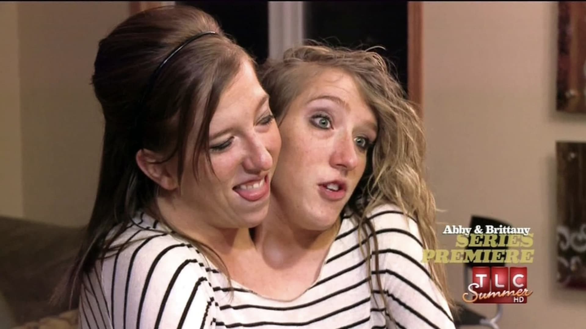 Siamská dvojčata Abby a Brittany Hensel popsala svůj intimní život
