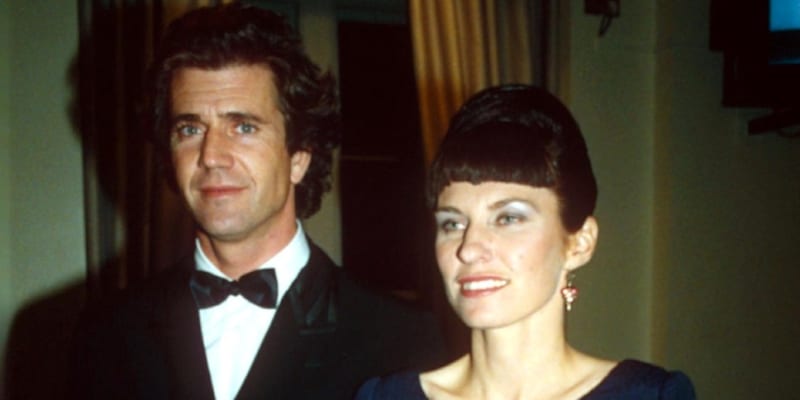 Mel Gibson musel po rozvodu zaplatit Robyn Moore tučné vyrovnání.