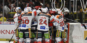 Pardubice jsou po 12 letech ve finále hokejové extraligy. V Litvínově předvedly velký obrat