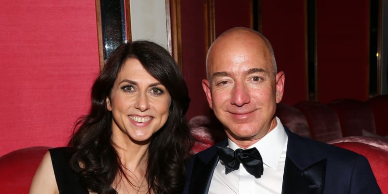 O jeden z nejdražších rozvodů v historii se postarali zakladatel Amazonu Jeff Bezos a jeho tehdejší manželka Mackenzie Scott.