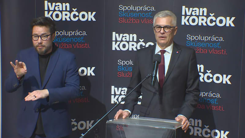 Prezidentský kandidát Ivan Korčok po příchodu do volebního štábu