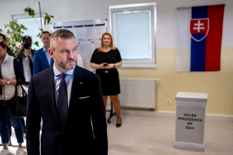 Kandidát na post slovenského prezidenta Peter Pellegrini (Hlas-SD) odvolil v dopoledních hodinách (6. 4. 2024).