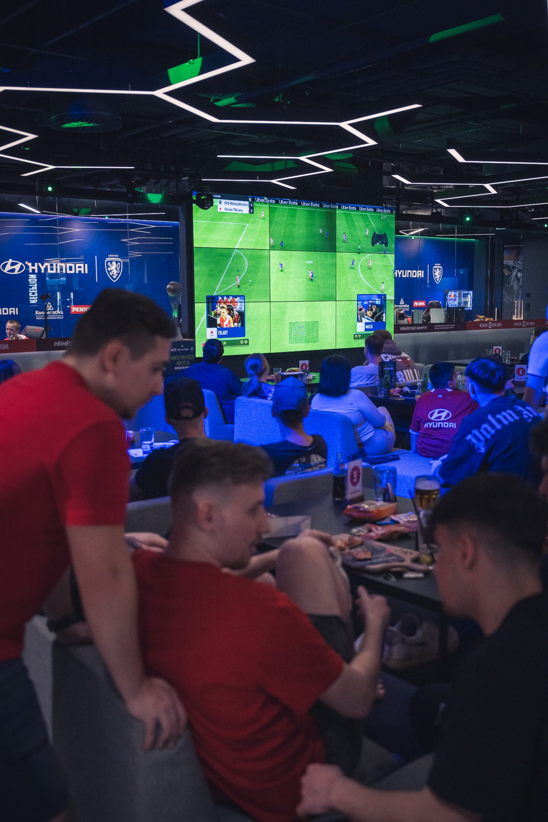 Sobotní finále MČR FC 24 powered by Hyundai přineslo spoustu zábavy a soutěže pro diváky videohry EA Sports FC 24.