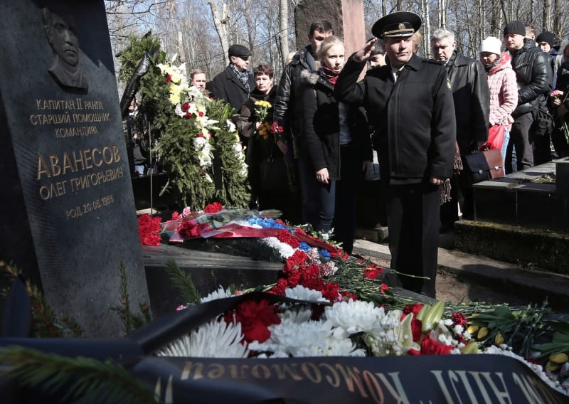 Ceremoniál v Sankt Petěrburg k uctění památky obětí havárie ponorky K-278 Komsomolec