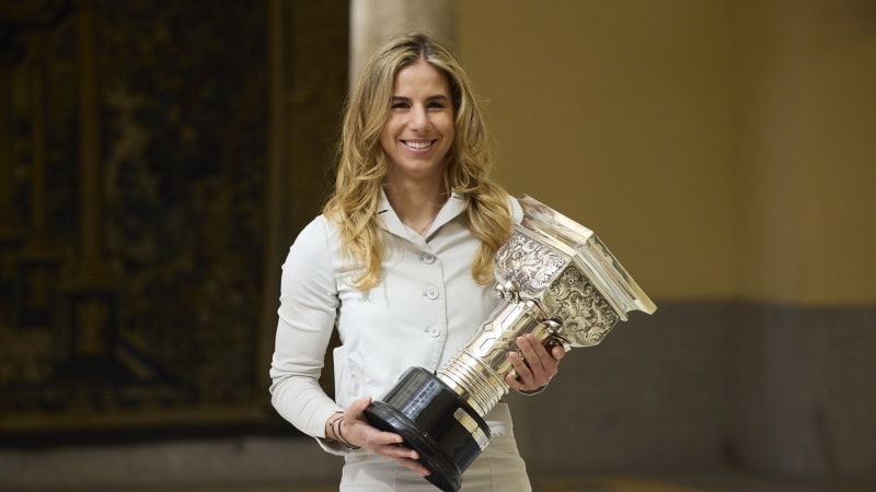 Ester Ledecká ve Španělsku převzala cenu a ukázala přítele. Společně sladili i outfit
