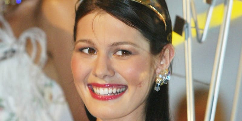 V roce 2004 se Doleželová stala Miss ČR.
