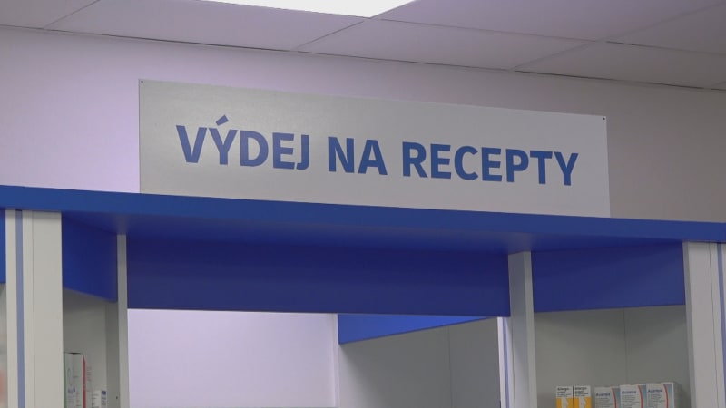 Některé léky jsou v Česku jen těžko k sehnání.