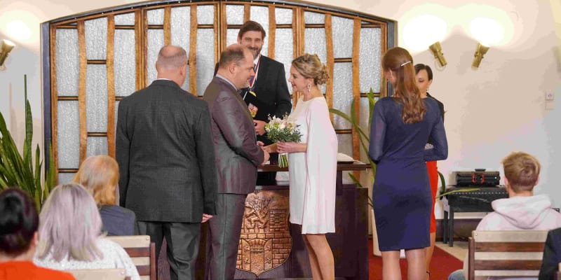 Sabina Laurinová a Martin Preiss stanuli společně před oltářem poprvé. 