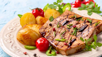 Grilované tofu steaky jsou skvělou alternativou k masu. Marináda jim dodá chuť, říká šéfkuchař Martin Svatek