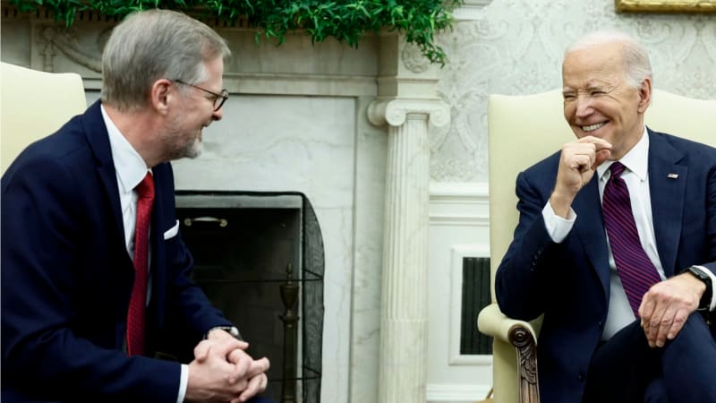 Biden zveřejnil video s Fialou. Pochválil českou muniční iniciativu a vztahy obou zemí