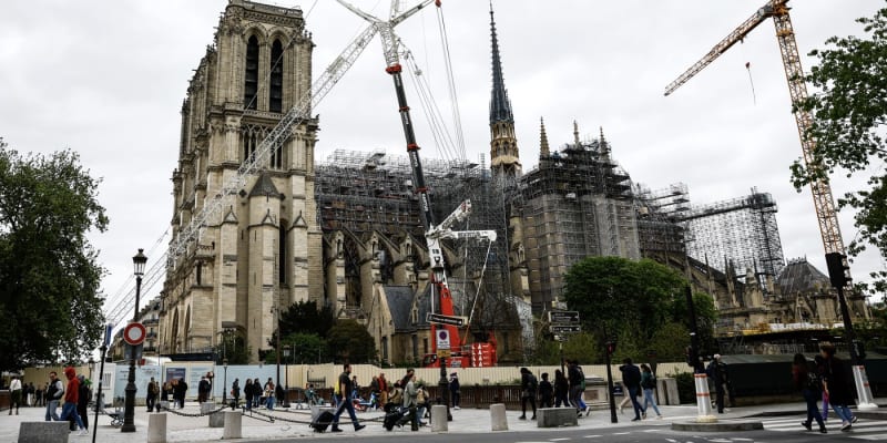 Takhle vyadala katedrála Notre-Dame 15. dubna 2024, tedy na den přesně pět let od devastujícího požáru