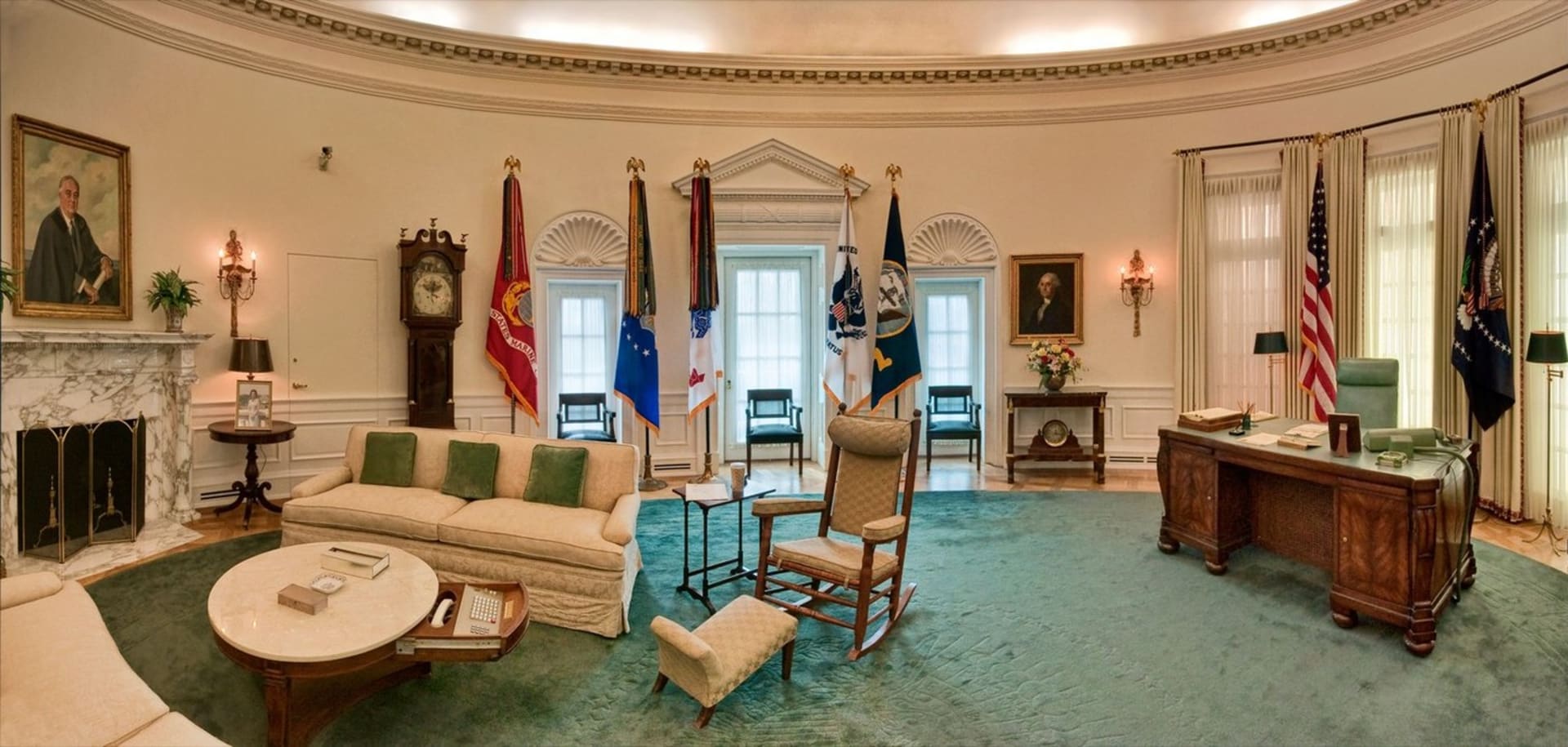 Replika Oválné pracovny v Bílém domě