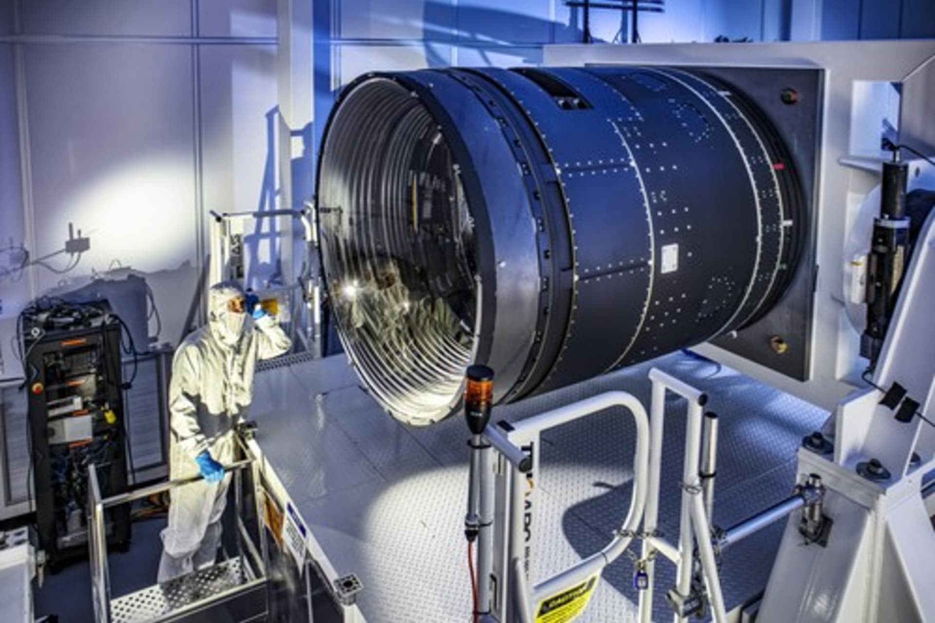Projekt LSST, jehož výsledkem bylo vytvoření největšího fotaparátu pro astronomii, byl dokončen