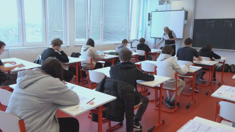 Učitelka v Teplicích zkrátila žákům čas na přijímací zkoušky o deset minut.