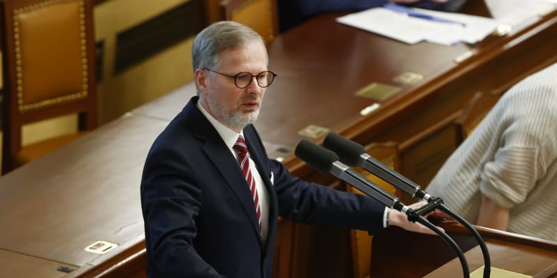 Premiér Petr Fiala (ODS) ve Sněmovně