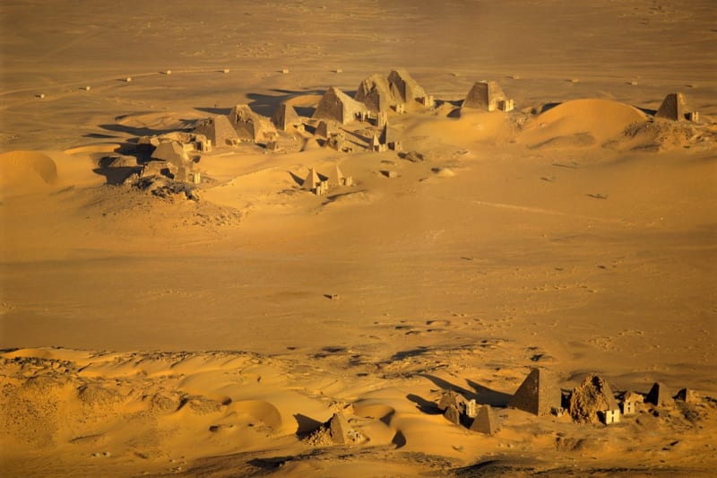 Pyramidový komplex v Meroe je pod ochranou UNESCO