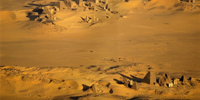 Pyramidový komplex v Meroe je pod ochranou UNESCO