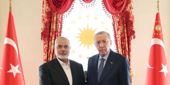 Erdogan poradil vůdci Hamásu „cestu k vítězství“. Izrael nesmí získat půdu pod nohama, řekl