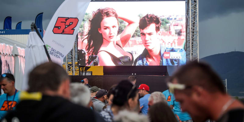 Křest srpnového vydání 2023 se odehrál na mosteckém autodromu při mistrovství světa superbiků.
