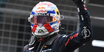 Verstappen vyhrál poprvé závod F1 v Číně. Je to jeho 58. vítězství v kariéře