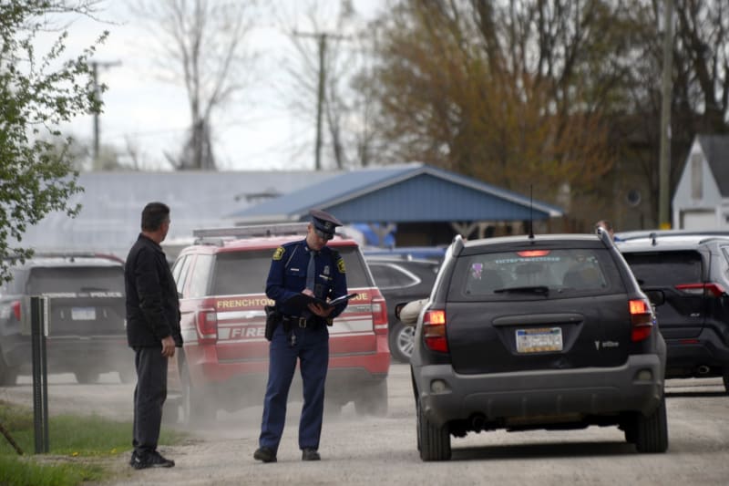 Řidička vjela mezi účastníky narozeninové oslavy ve státě Michigan, dvě děti zemřeli.