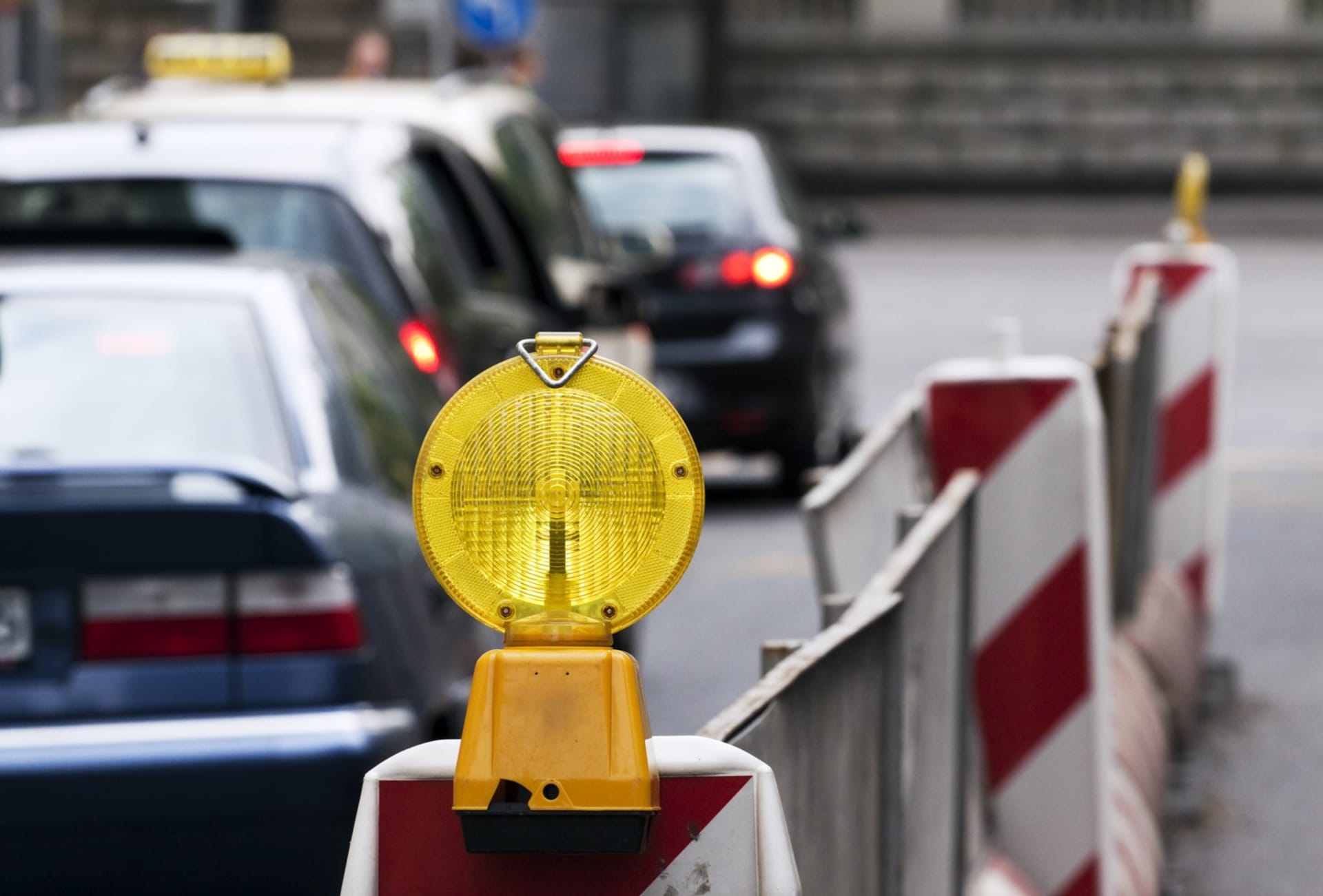 V okolí Florence a ulice Na Poříčí bude řidiče v létě 2024 čekat řada omezení