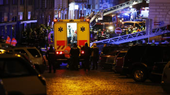 Ze smrtící pasti nebylo úniku. Při požáru hotelu v Praze umírali lidé, za tragédií stála lenost