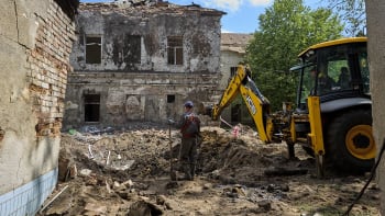 Zelenskyj: Boje v okolí Charkova jsou tvrdé. Ostřelování města si vyžádalo dvě oběti