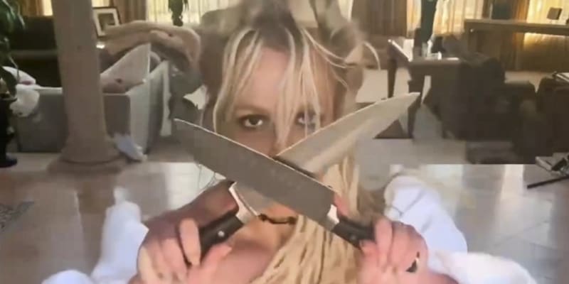 Britney Spears při jednom ze svých výstupů na sociálních sítích