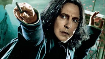J. K. Rowling vysvětlila, proč Alanu Rickmanovi řekla klíčové tajemství o Snapeovi